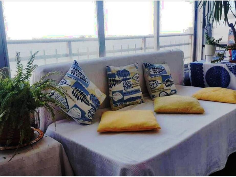 Blue Double Private Room At Front Beach - Habitacion Doble En La Playa Valencia Bagian luar foto